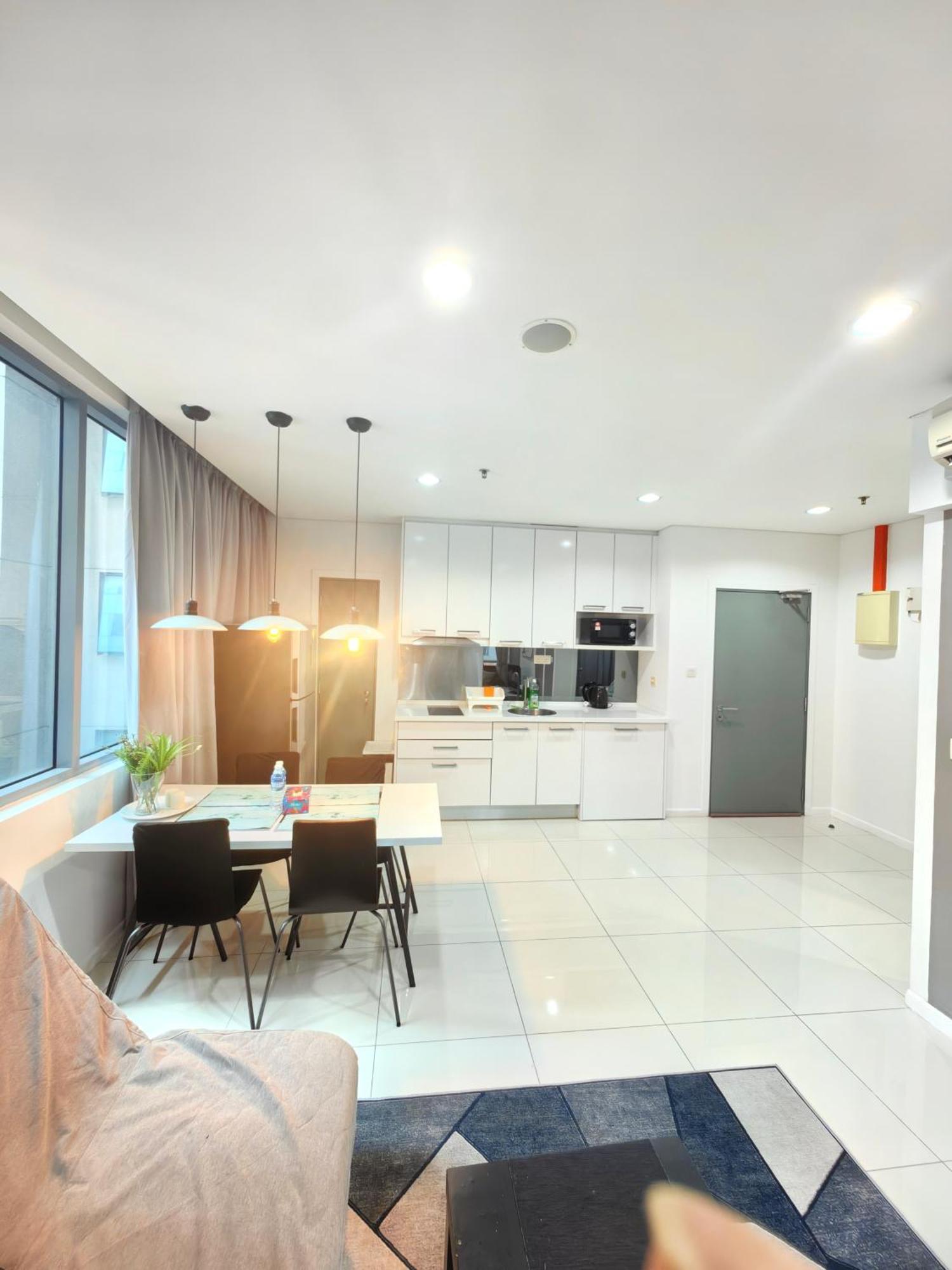 Summer Suites By Moon Orchid Kuala Lumpur Extérieur photo