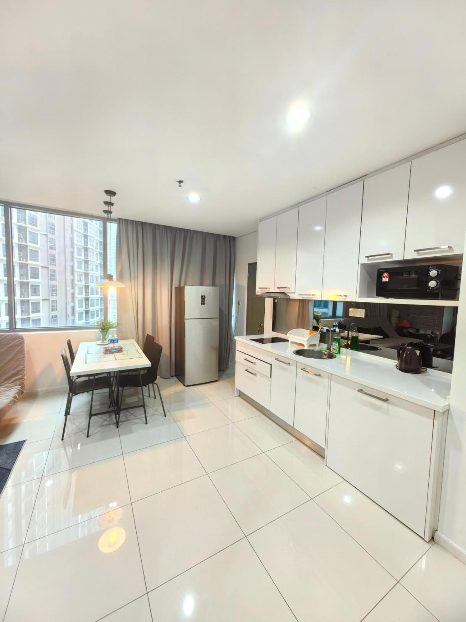 Summer Suites By Moon Orchid Kuala Lumpur Extérieur photo