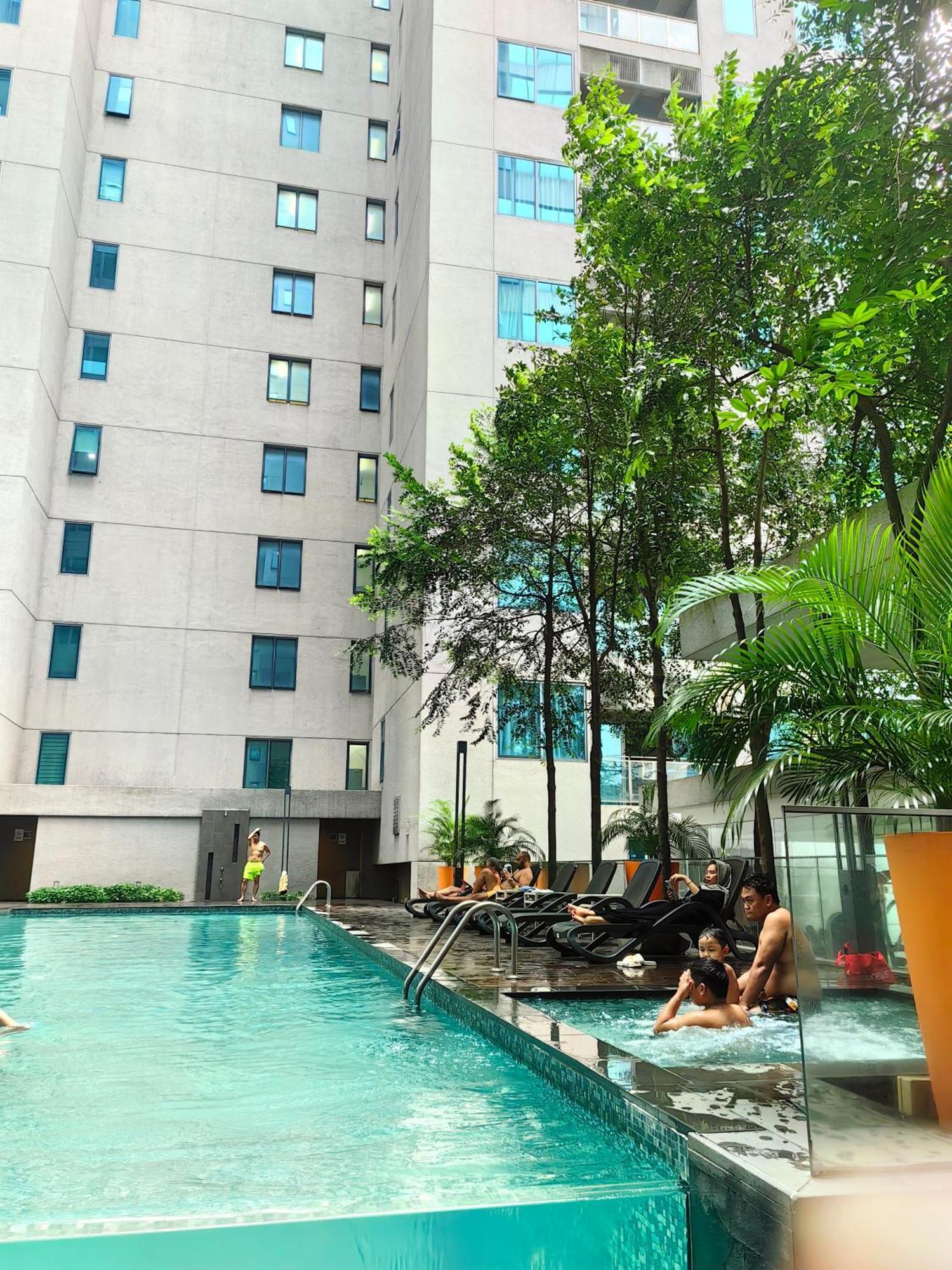 Summer Suites By Moon Orchid Kuala Lumpur Extérieur photo