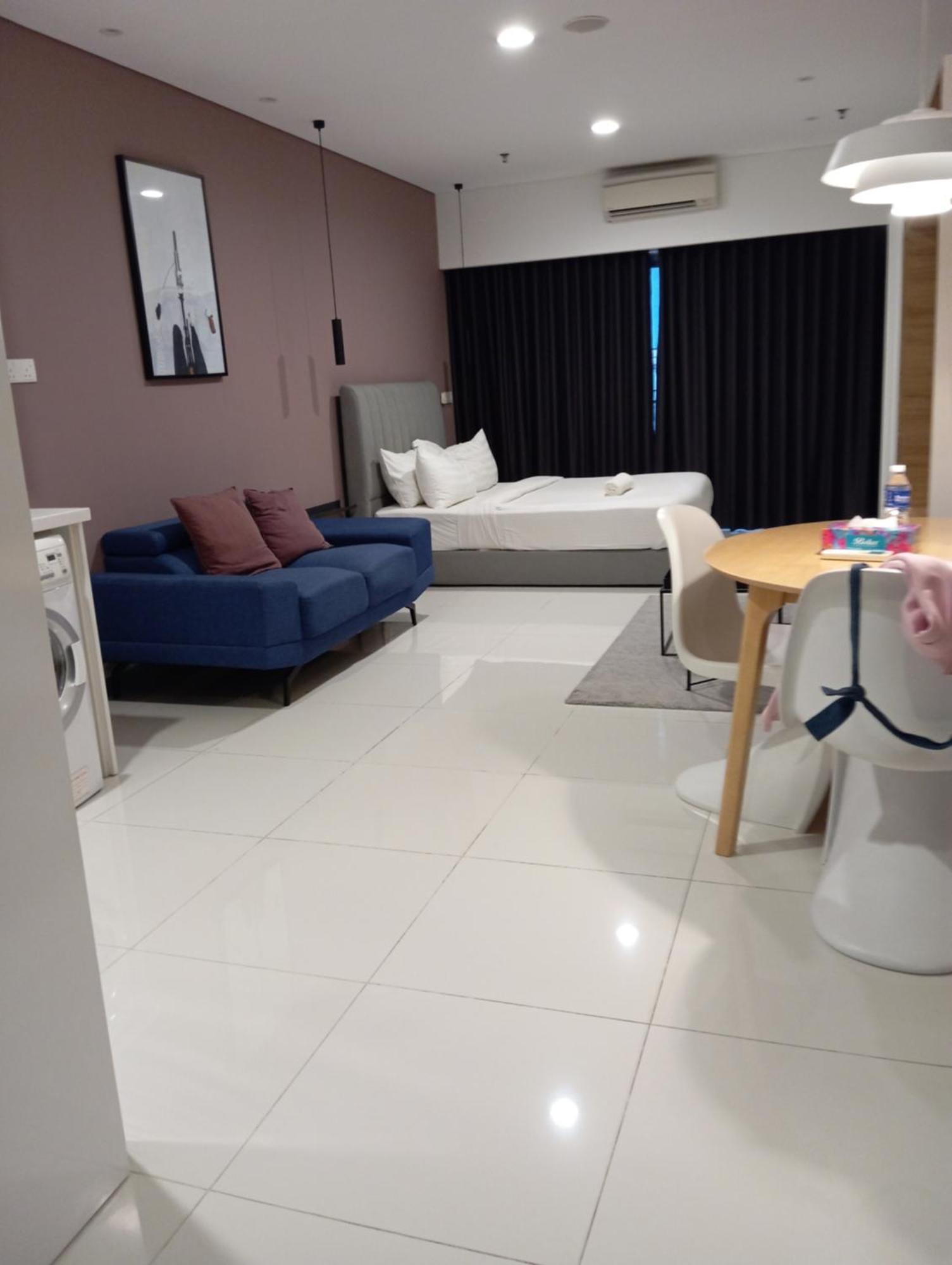 Summer Suites By Moon Orchid Kuala Lumpur Extérieur photo